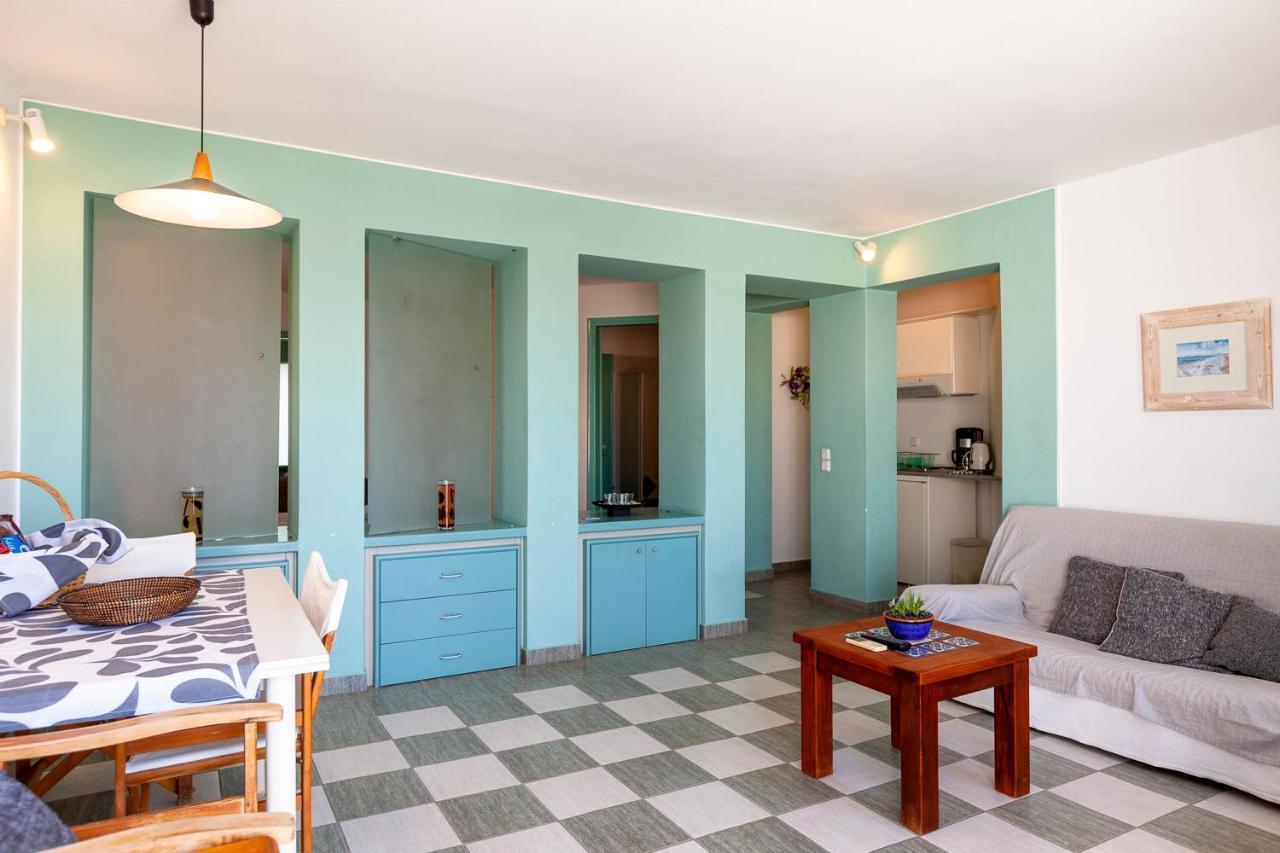 Emily'S Suites آداماس المظهر الخارجي الصورة