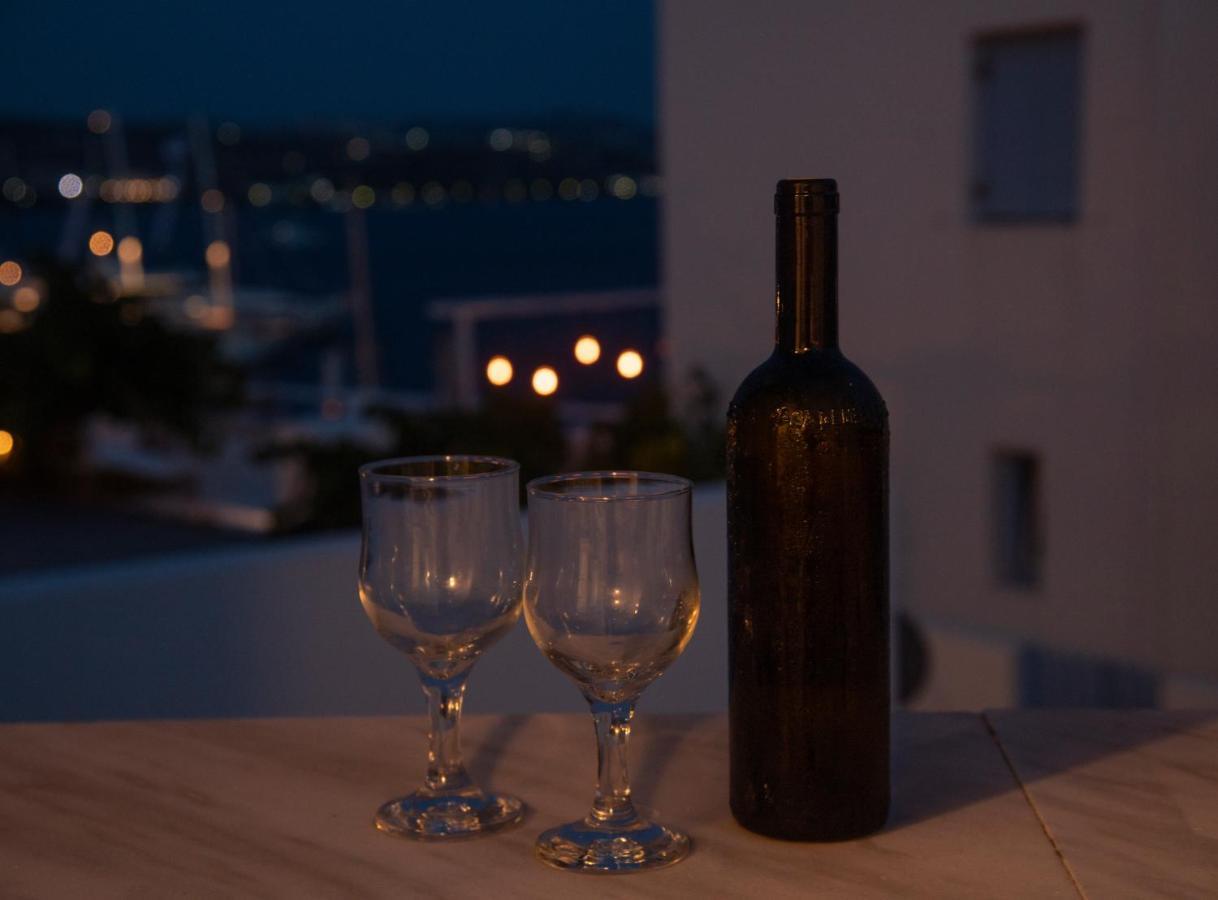 Emily'S Suites آداماس المظهر الخارجي الصورة