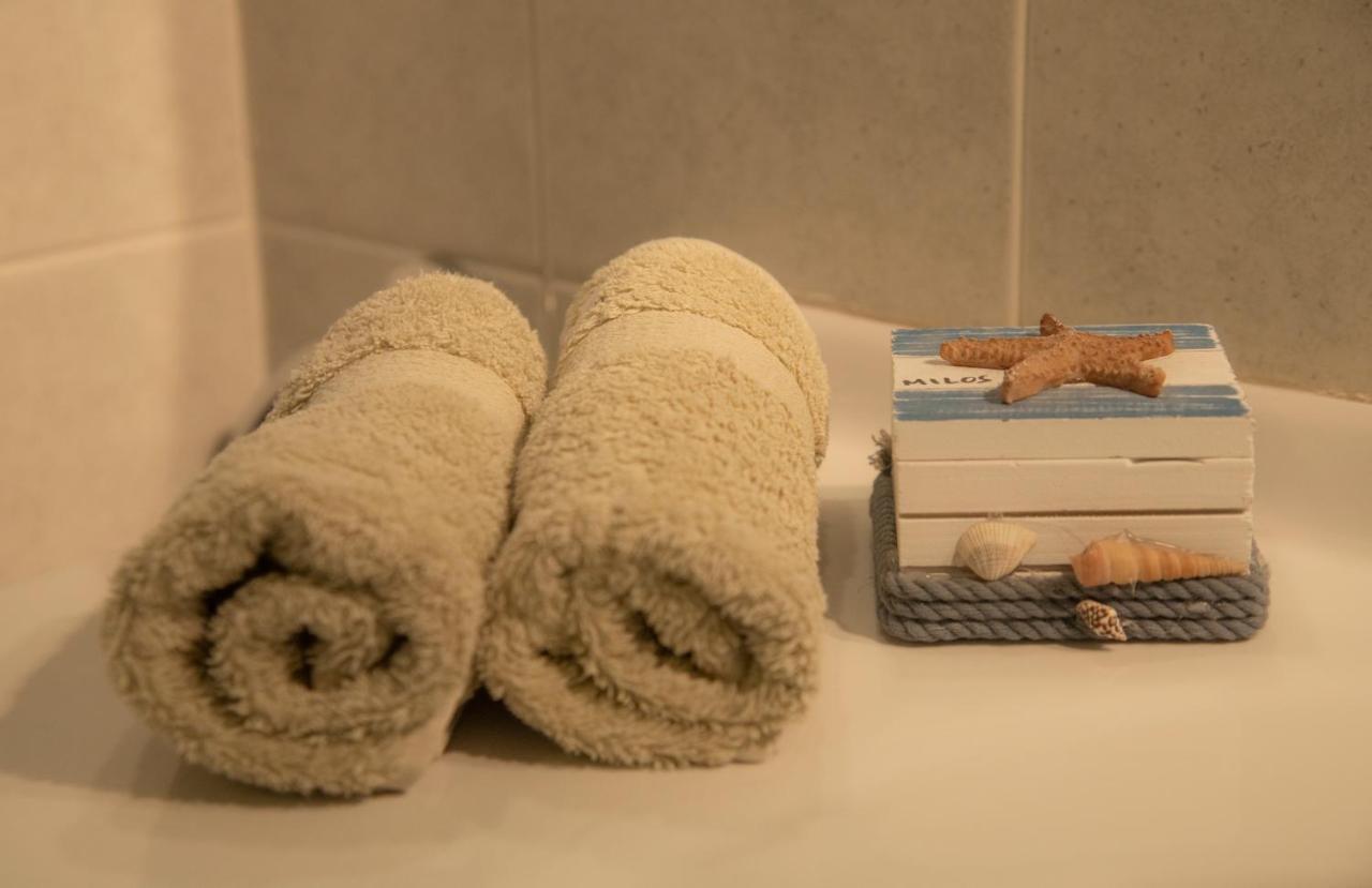Emily'S Suites آداماس المظهر الخارجي الصورة