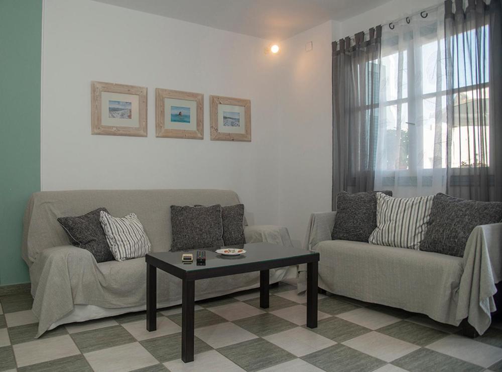 Emily'S Suites آداماس المظهر الخارجي الصورة