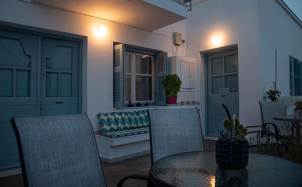 Emily'S Suites آداماس المظهر الخارجي الصورة